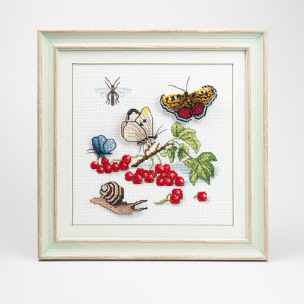 DIY Counted Cross Stitch Kit "Favorite garden"