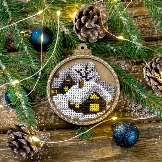 DIY Christmas tree toy kit "Winter house"