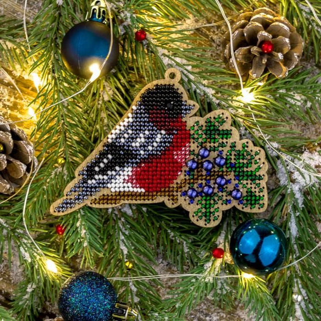 DIY Christmas tree toy kit "Bullfinch on a branch"