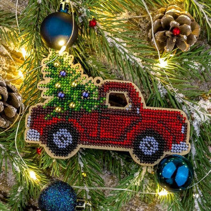 DIY Christmas tree toy kit "Red car with Christmas tree"