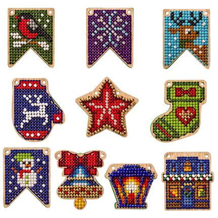 Set of blanks for embroidery on wood "New Year Garland"