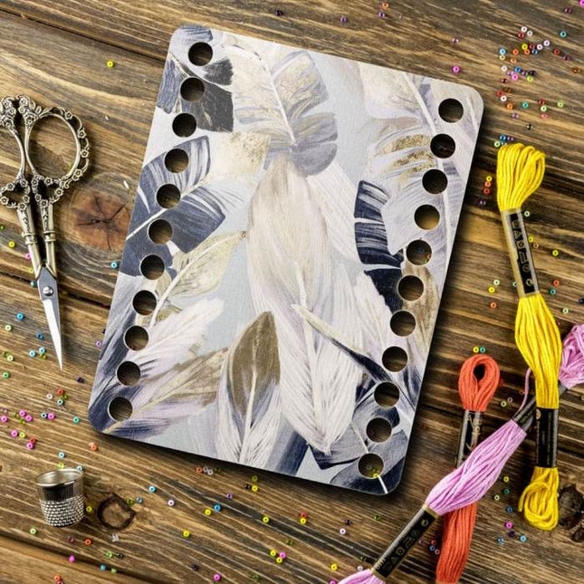 Thread Organizer "Feathers"