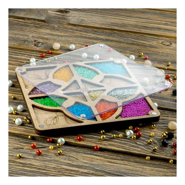 Wood bead organizer with transparent lid