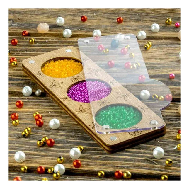 Wood bead organizer with transparent lid