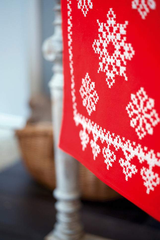 DIY Table Runner kit "Table runner kit Festive red"