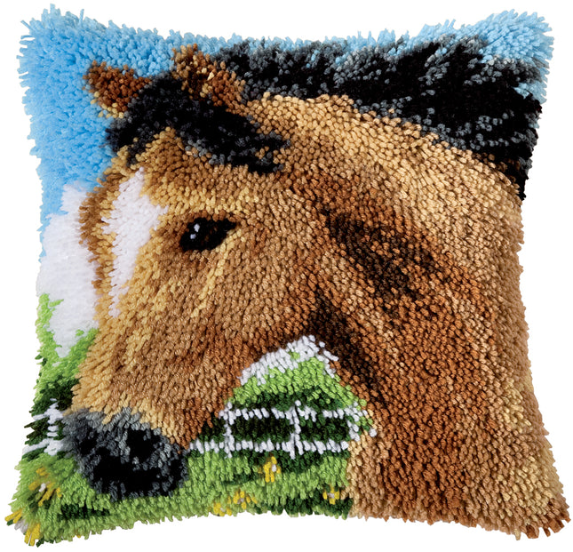 DIY Latch Hook Cushion Kit "Stallion"