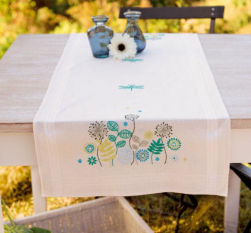DIY Table Runner kit "PN-0147122 Vervaco Runner "Dragonfly in Grass""