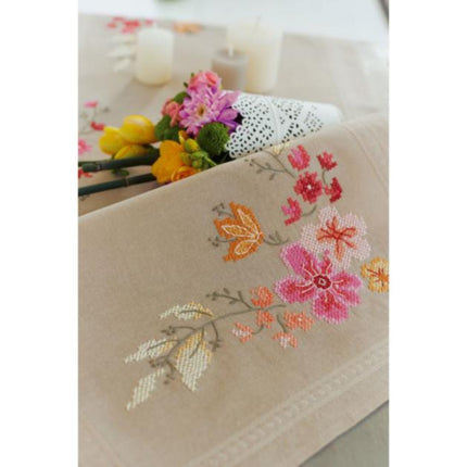 DIY Table Runner kit "PN-0155171 Vervaco Runner "Pink Flowers""