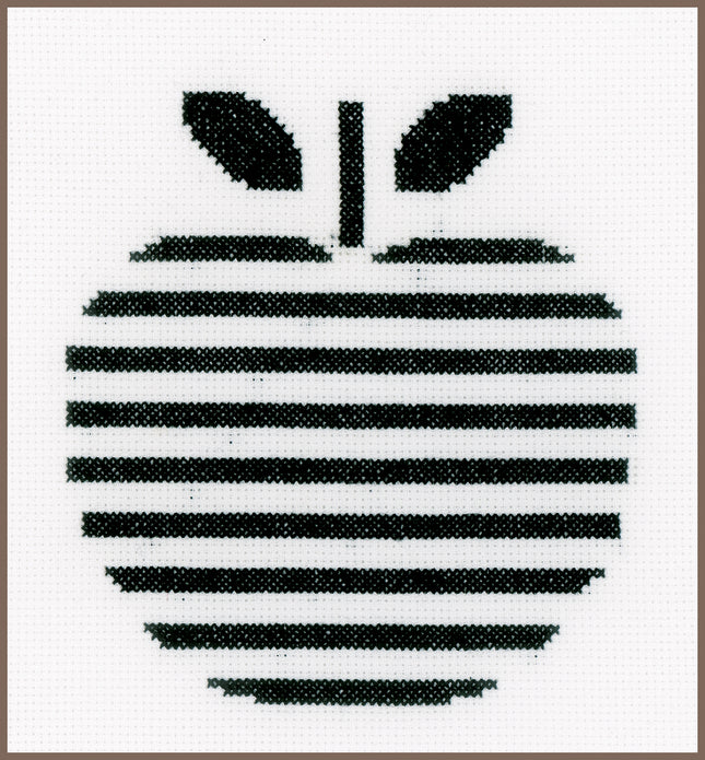 DIY Counted cross stitch kit Apple 18 x 18 cm / 7.2" x 7.2"