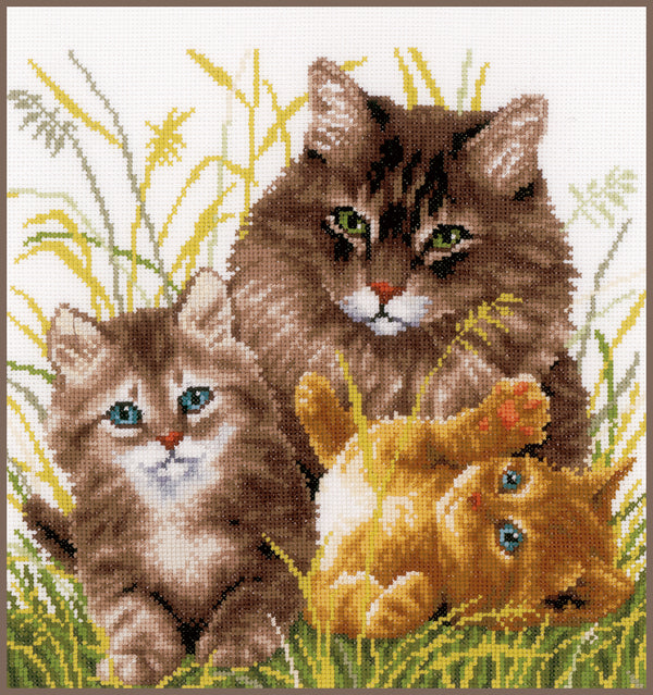 DIY Counted cross stitch kit Cat family 26 x 28 cm / 10.4