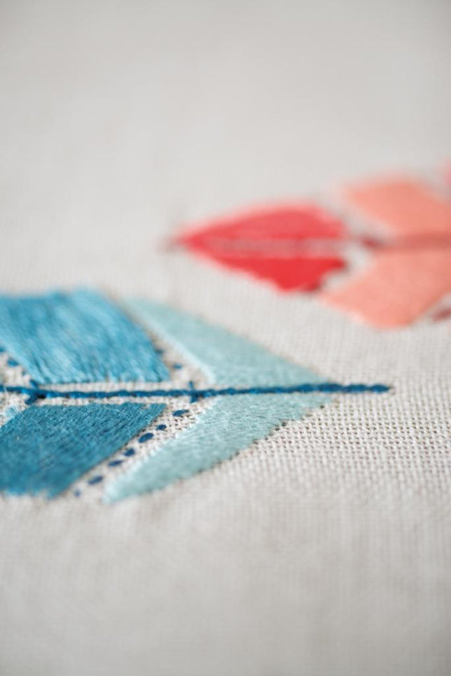 DIY Table Runner kit "Table runner kit Feathers"