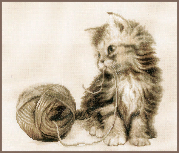 DIY Counted cross stitch kit Kitten 29 x 26 cm / 11.6