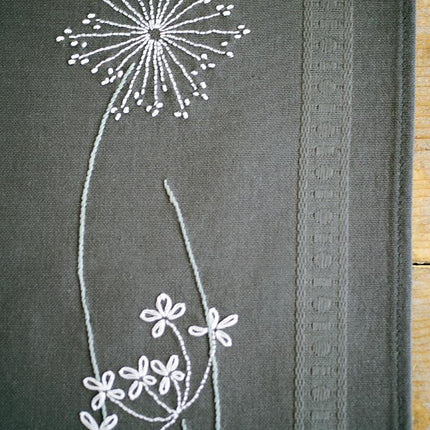 DIY Table Runner kit "Table runner kit White flowers"