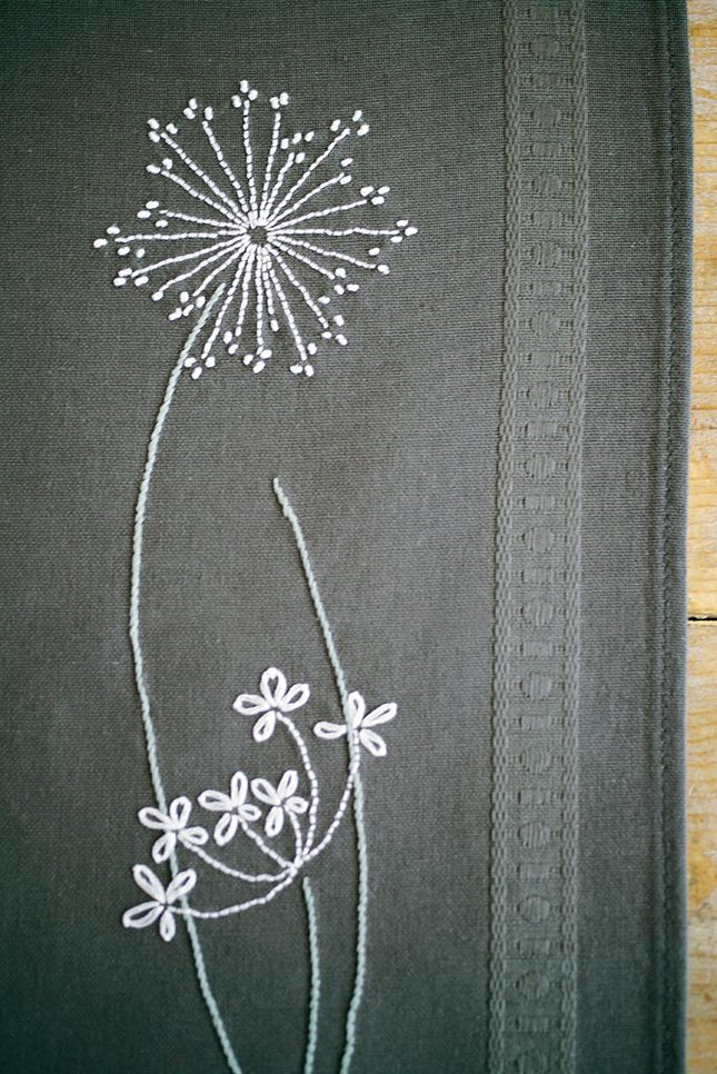 DIY Table Runner kit "Table runner kit White flowers"