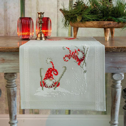 DIY Table Runner kit "Table runner kit Christmas gnomes skiing"