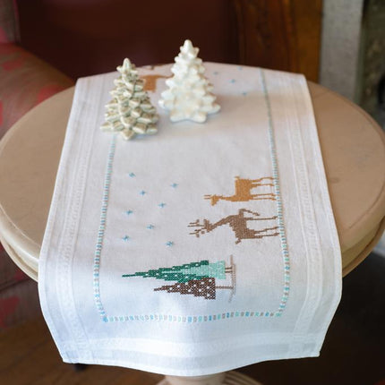 DIY Table Runner kit "Table runner kit Norwegian wild reindeer"