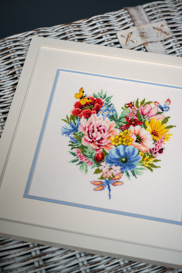 DIY Counted cross stitch kit Heart of flowers 25 x 25 cm / 10