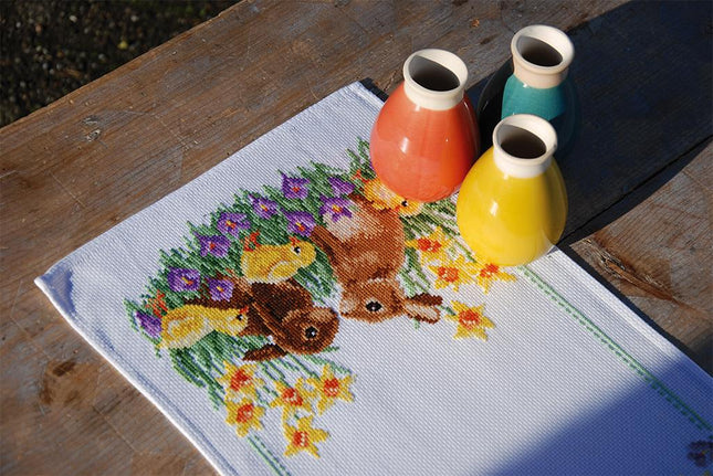 DIY Table Runner kit "Aida table runner kit Rabbits with chicks"