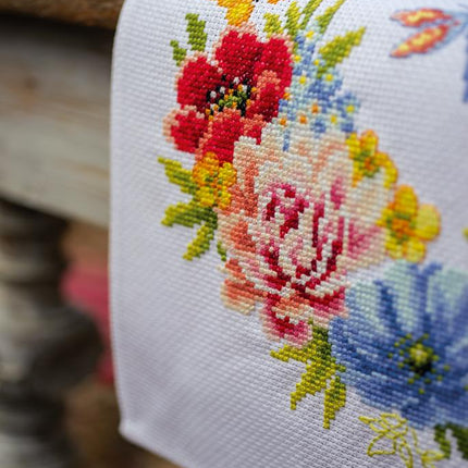 DIY Table Runner kit "Aida table runner kit Colourful flowers"