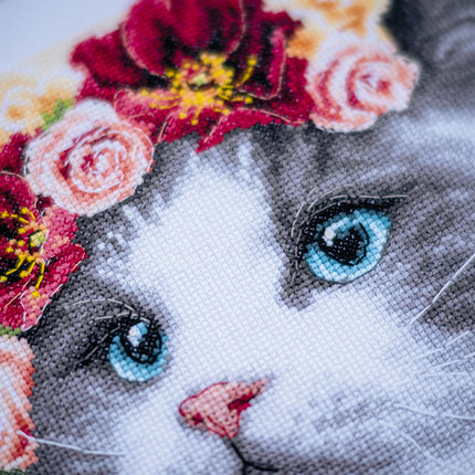 DIY Counted cross stitch kit Flower crown Ragdoll