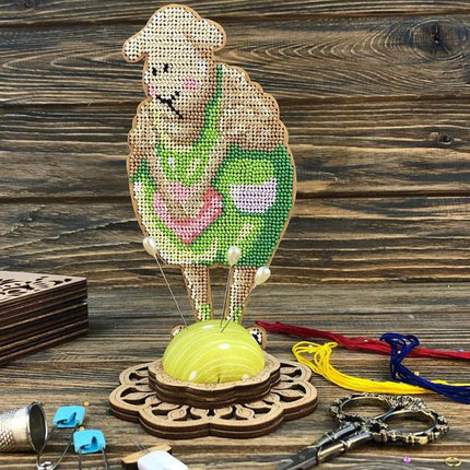 DIY needle cushion kit, needle minder "Funny sheep"