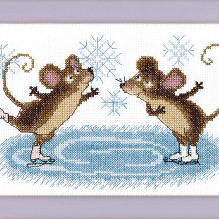 Counted Cross Stitch Kit "Winter entertainment"
