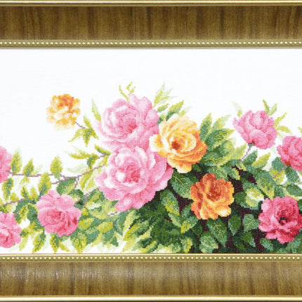 Counted Cross Stitch Kit "Fragrance of summer roses"