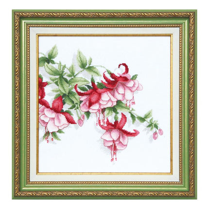 Counted Cross Stitch Kit "Silk petals"