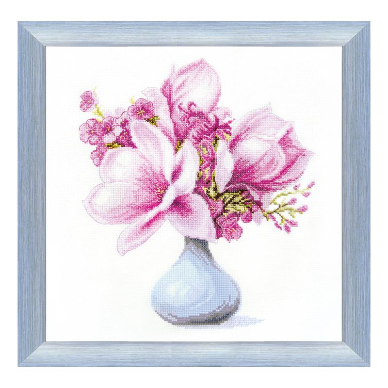 Counted Cross Stitch Kit "Magnolia"