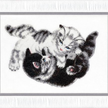 Counted Cross Stitch Kit "Kittens"