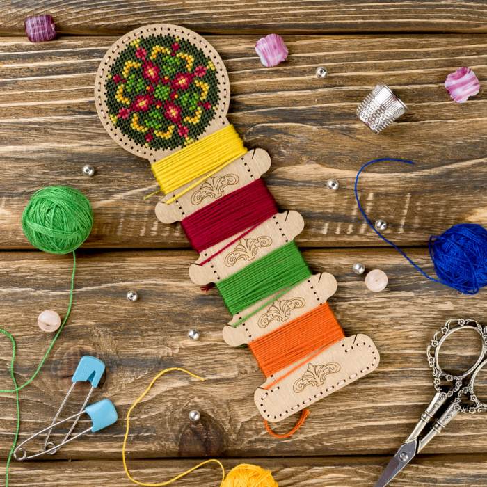 Blanks for embroidery with thread on wood FLHW-003